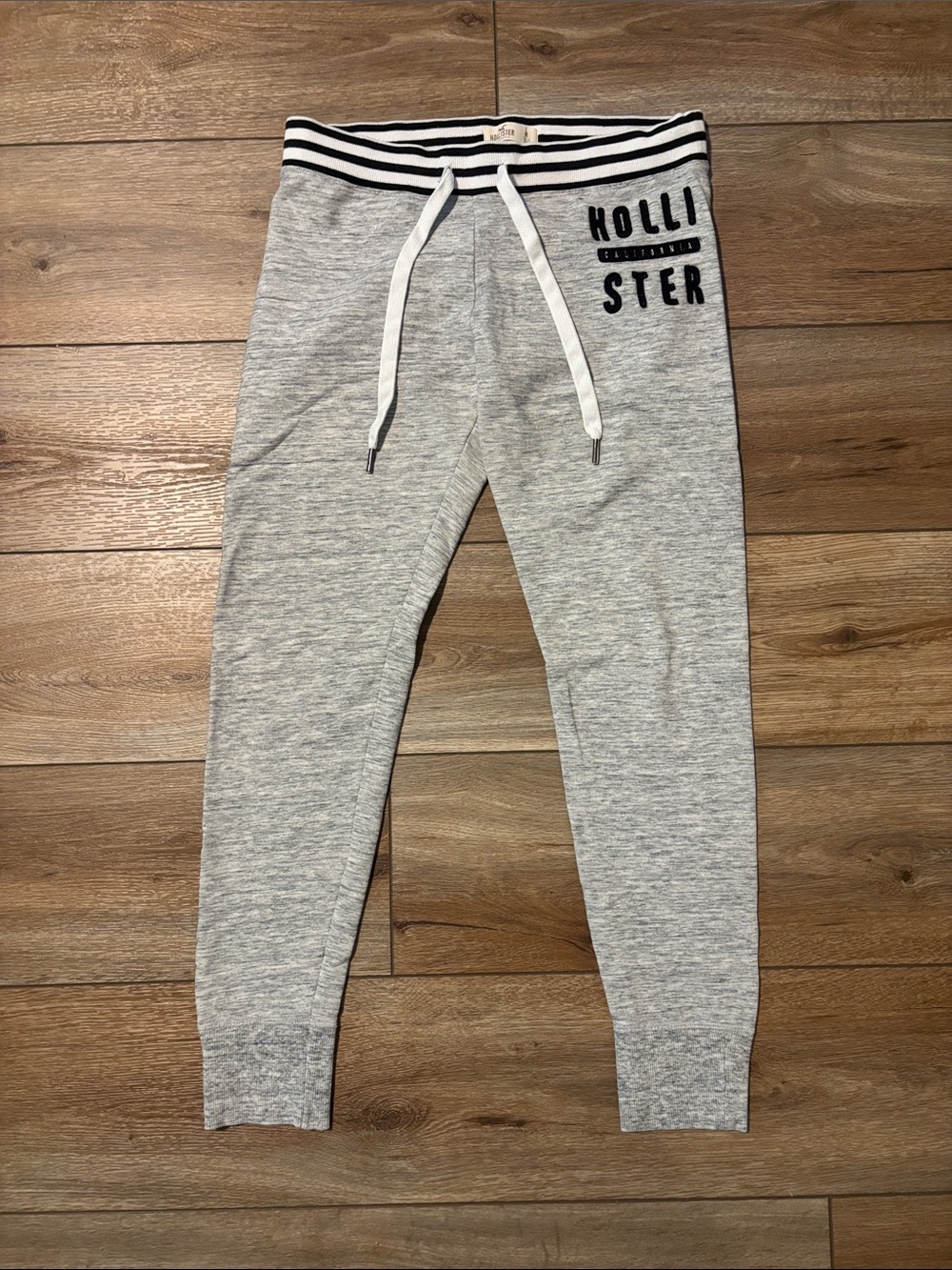 Hollister Light Gray Junior’s Joggers with Striped Waistband